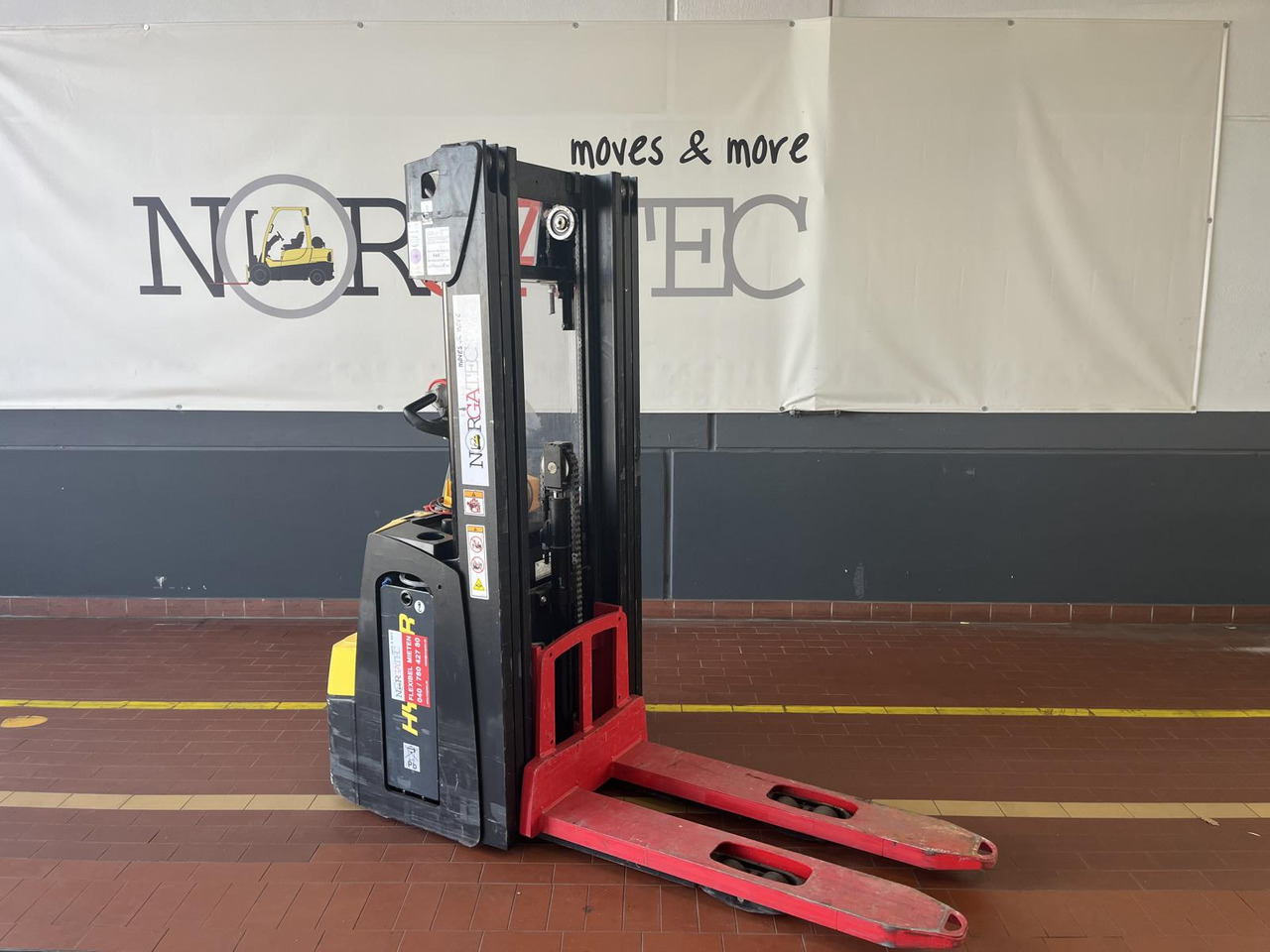 Hyster S1.4 - Virnastaja: pilt 1 Hyster S1.4 - Virnastaja: pilt 1