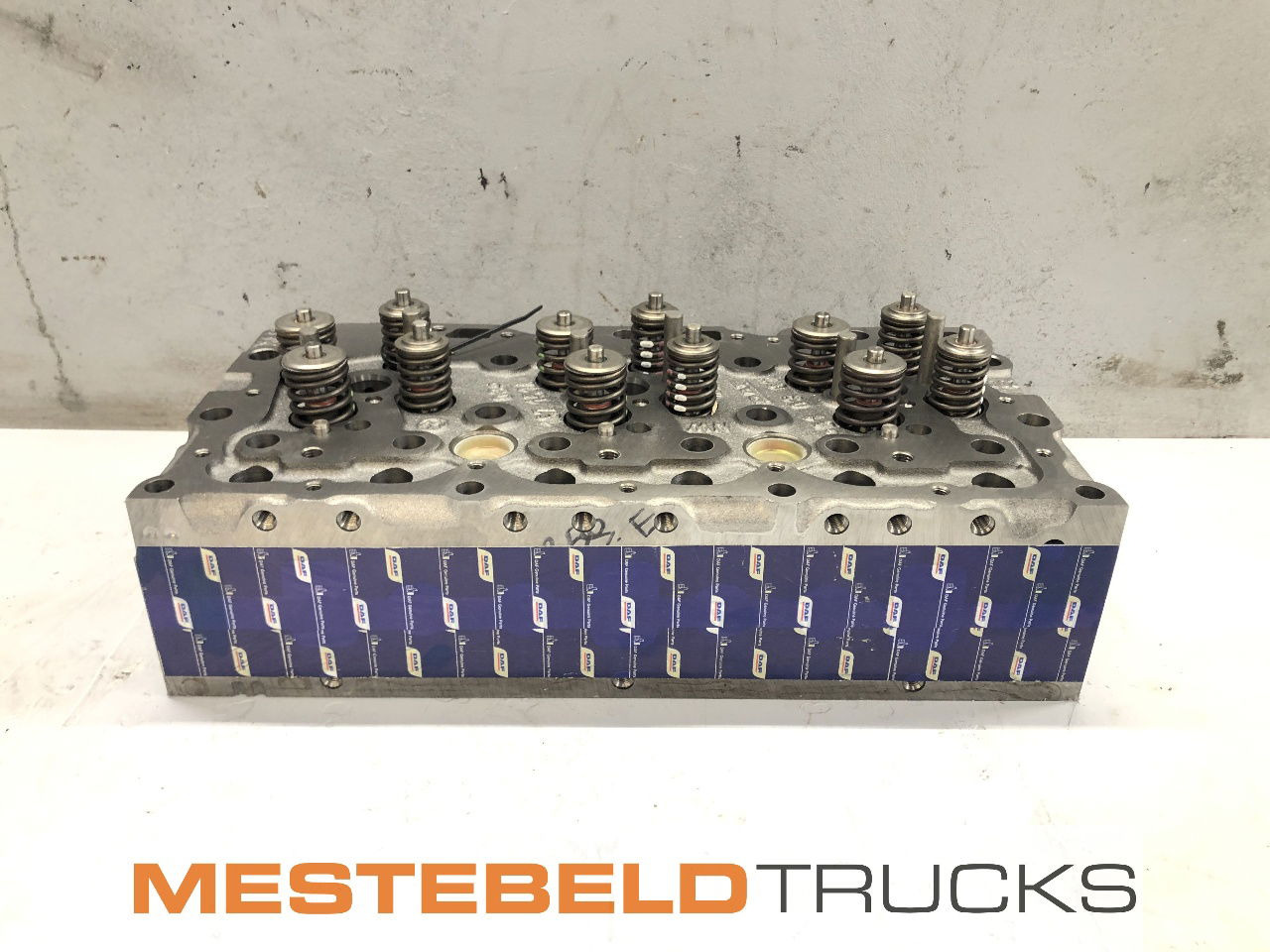 DAF Cilinderkop XE - Mootor ja varuosad - Veoauto: pilt 4 DAF Cilinderkop XE - Mootor ja varuosad - Veoauto: pilt 4