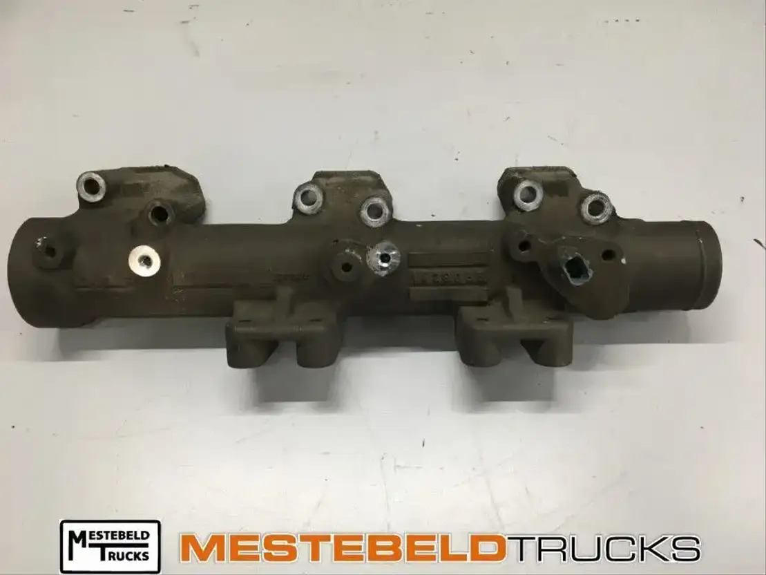 DAF Koelvloeistofleiding cilinderkop XF-CF - Mootor - Veoauto: pilt 1 DAF Koelvloeistofleiding cilinderkop XF-CF - Mootor - Veoauto: pilt 1