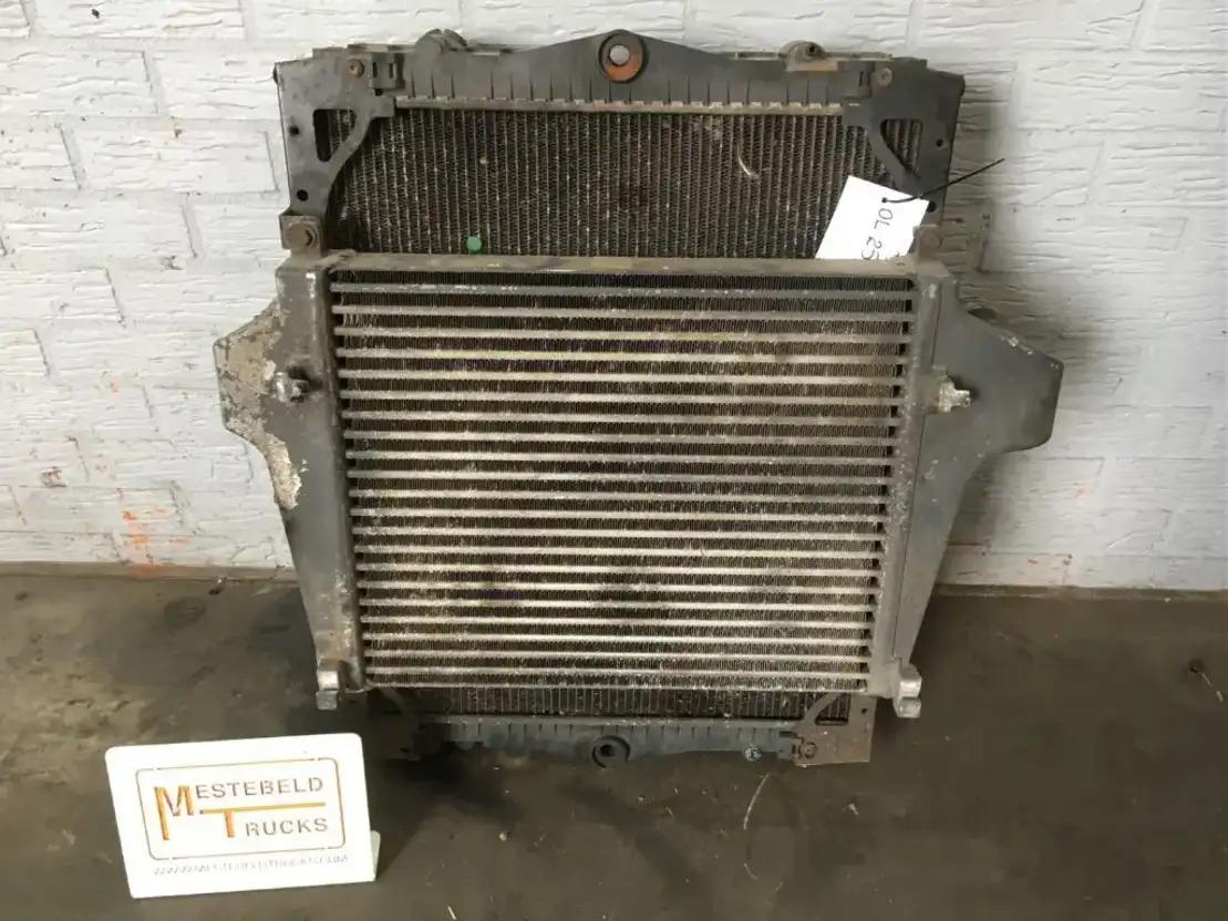 DAF Radiateur + intercooler - Jahutussüsteem - Veoauto: pilt 1 DAF Radiateur + intercooler - Jahutussüsteem - Veoauto: pilt 1