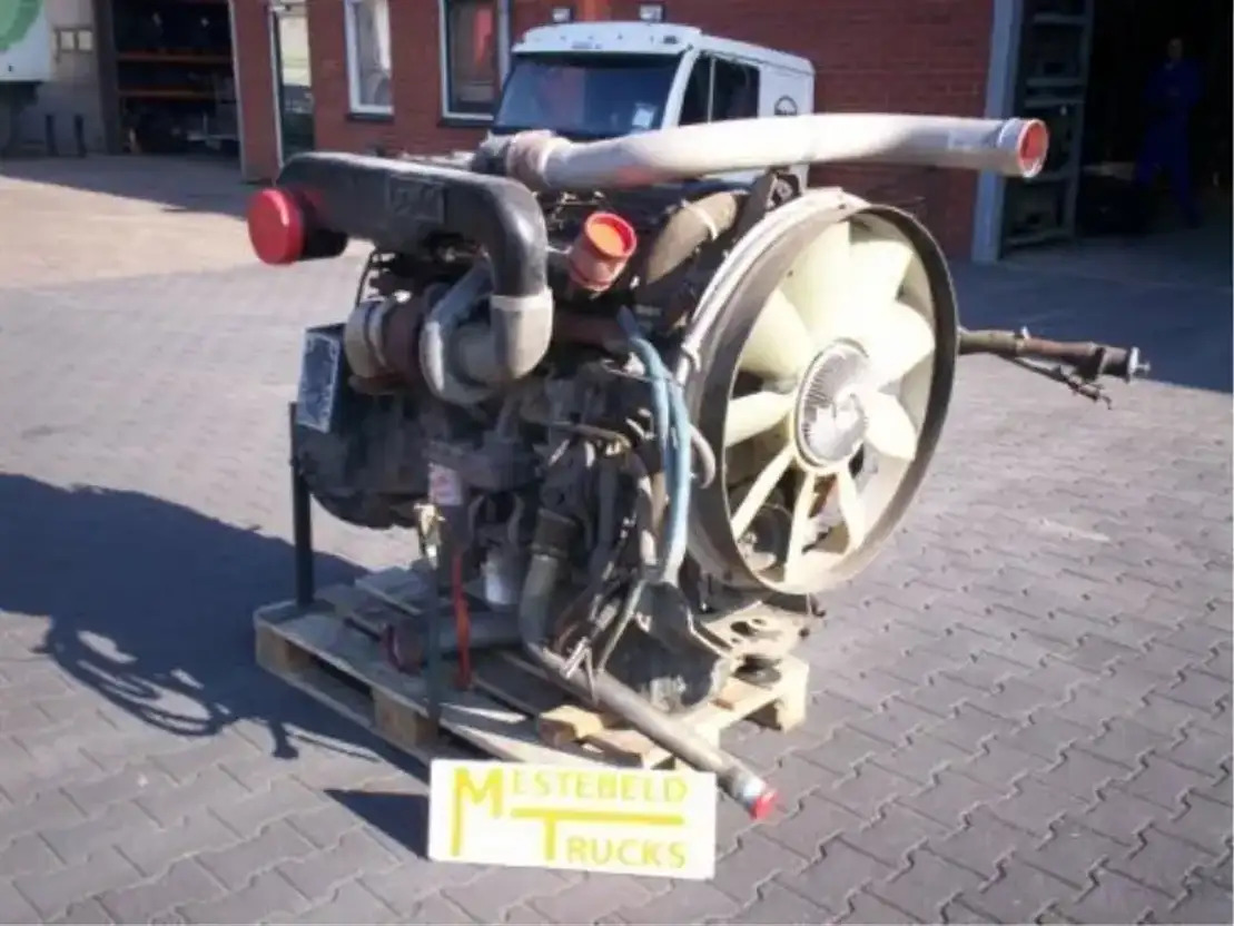 Diversen DIV. Motor Cummins M380 E20 - Mootor - Veoauto: pilt 1 Diversen DIV. Motor Cummins M380 E20 - Mootor - Veoauto: pilt 1