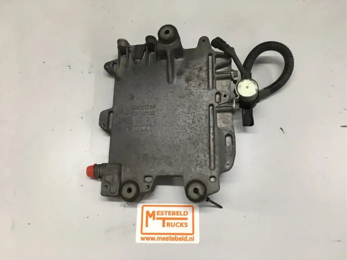 Iveco Brandstofkoeler cursor 10 - Kütusesüsteem - Veoauto: pilt 1 Iveco Brandstofkoeler cursor 10 - Kütusesüsteem - Veoauto: pilt 1