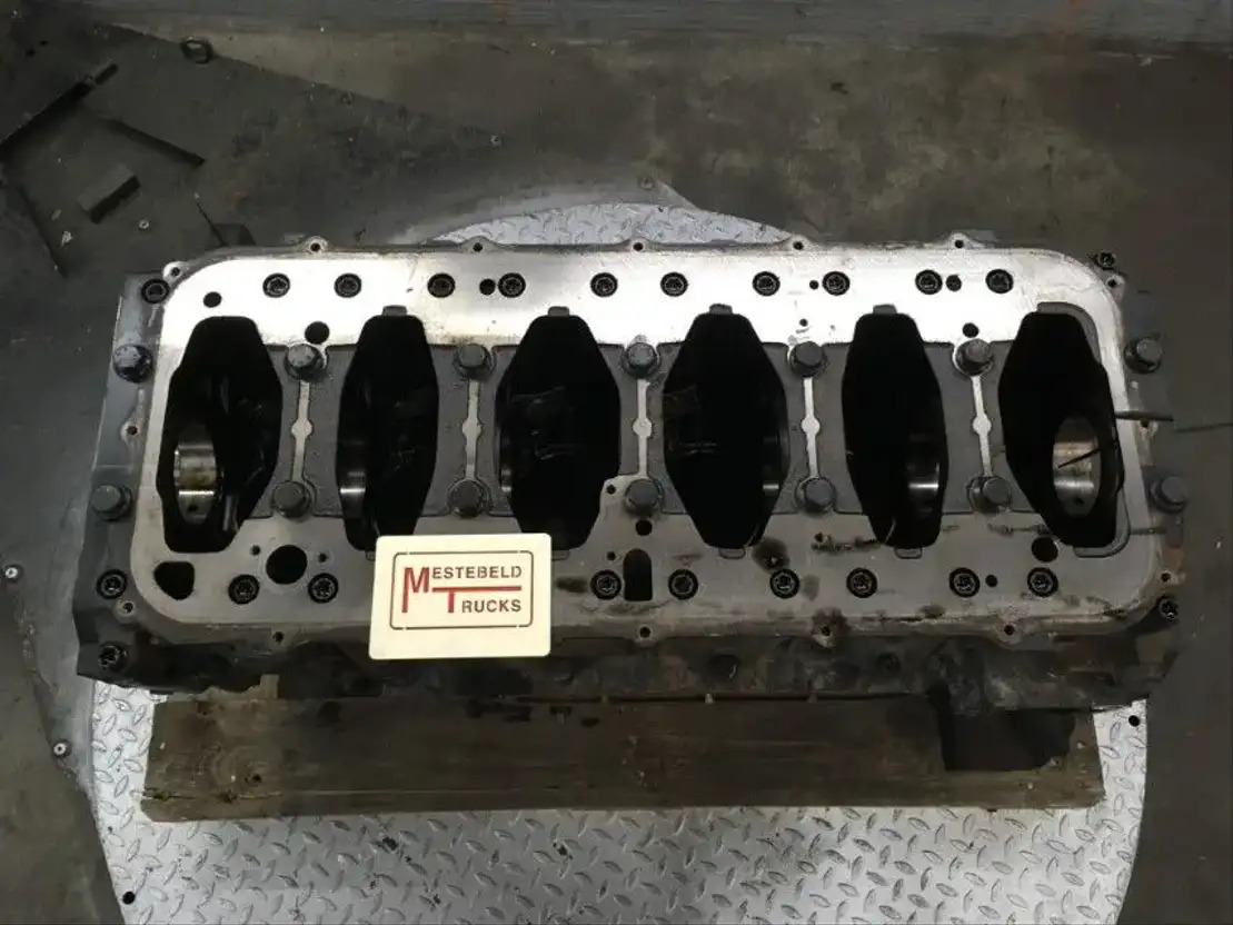 Iveco Motorblok cursor euro 6 - Mootor ja varuosad - Veoauto: pilt 3 Iveco Motorblok cursor euro 6 - Mootor ja varuosad - Veoauto: pilt 3