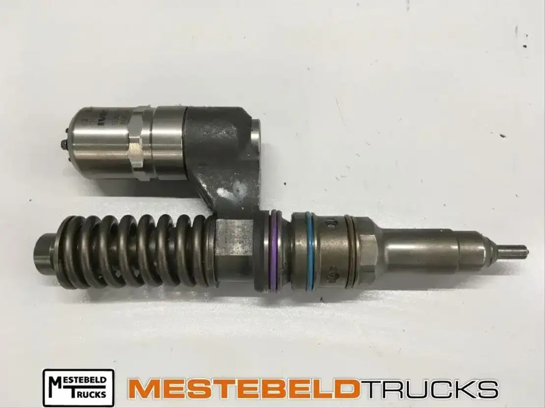 Iveco Pompunit Cursor 10 - Kütusesüsteem - Veoauto: pilt 1 Iveco Pompunit Cursor 10 - Kütusesüsteem - Veoauto: pilt 1