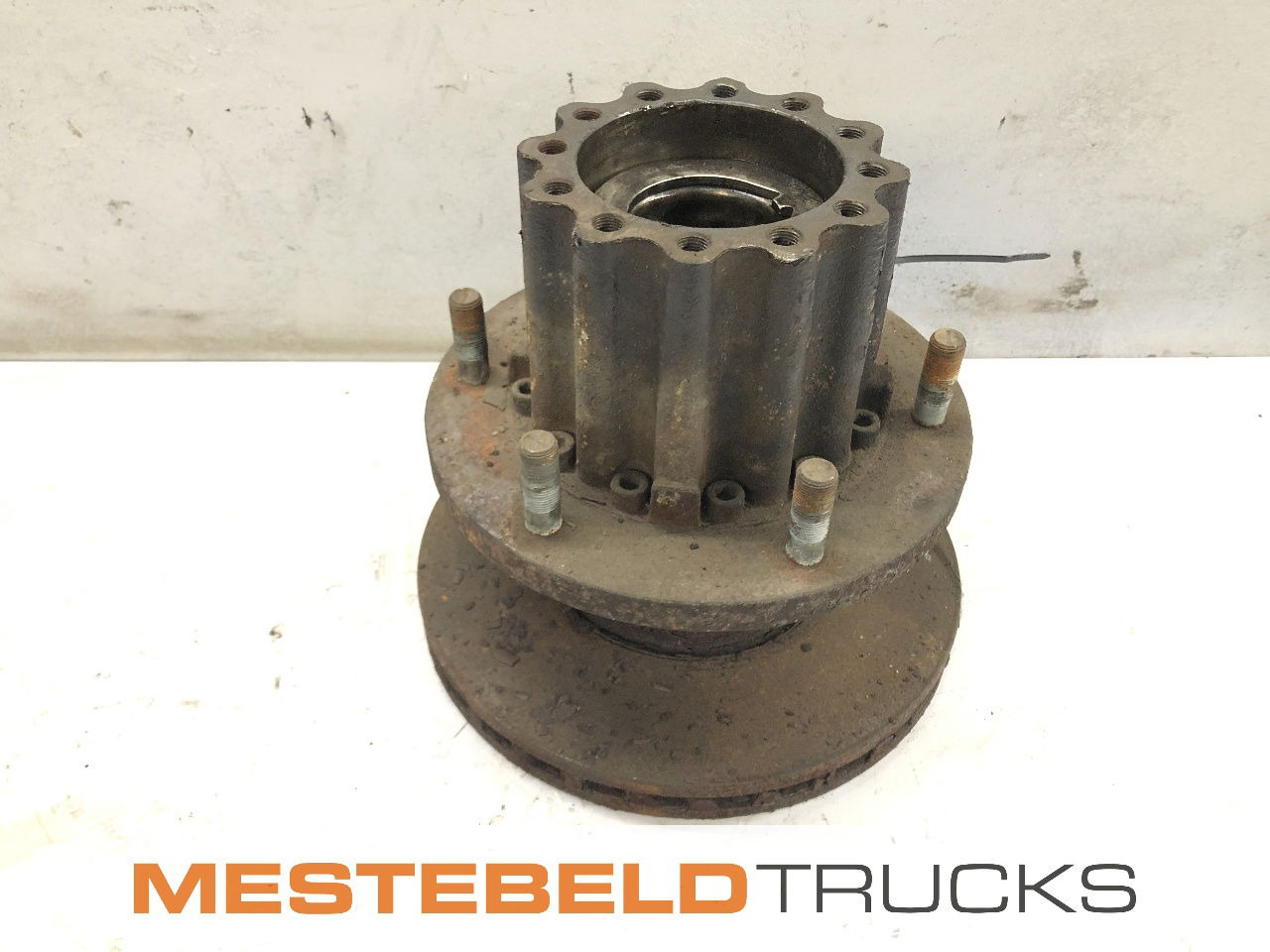 MAN Achterasnaaf HY-0855 002 - Tagatelg - Veoauto: pilt 1 MAN Achterasnaaf HY-0855 002 - Tagatelg - Veoauto: pilt 1