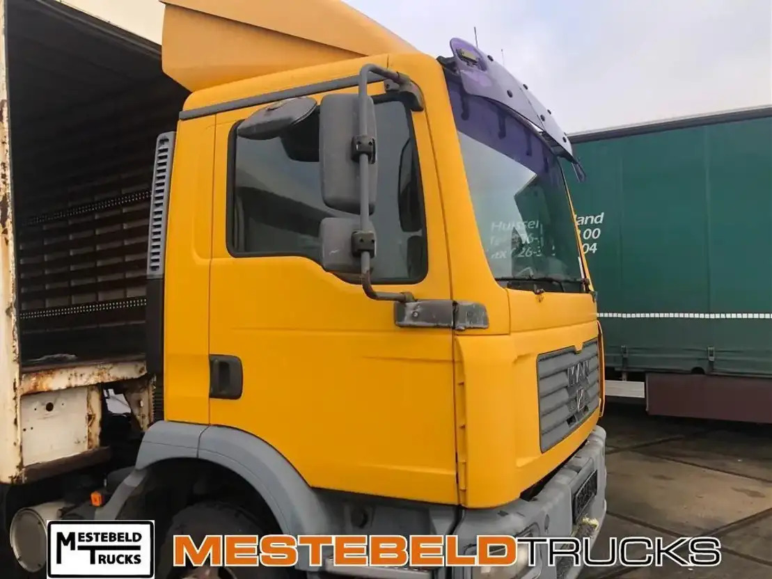 MAN Cabine TGM 15.240 - Kabiin ja interjöör - Veoauto: pilt 1 MAN Cabine TGM 15.240 - Kabiin ja interjöör - Veoauto: pilt 1