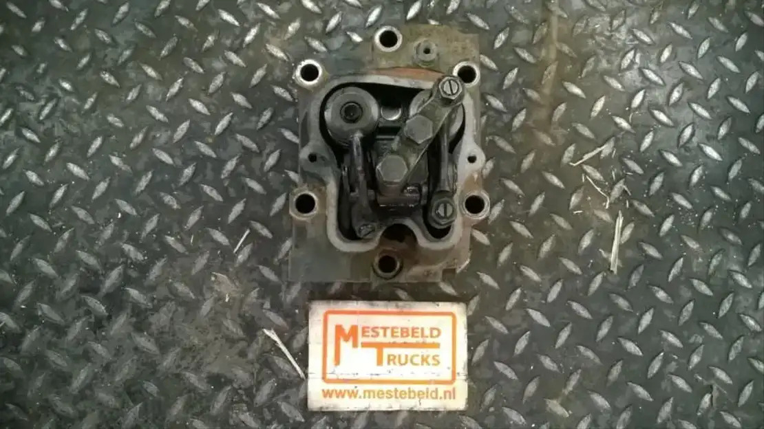 MAN Cilinderkop D 2840 - Mootor ja varuosad - Veoauto: pilt 1 MAN Cilinderkop D 2840 - Mootor ja varuosad - Veoauto: pilt 1