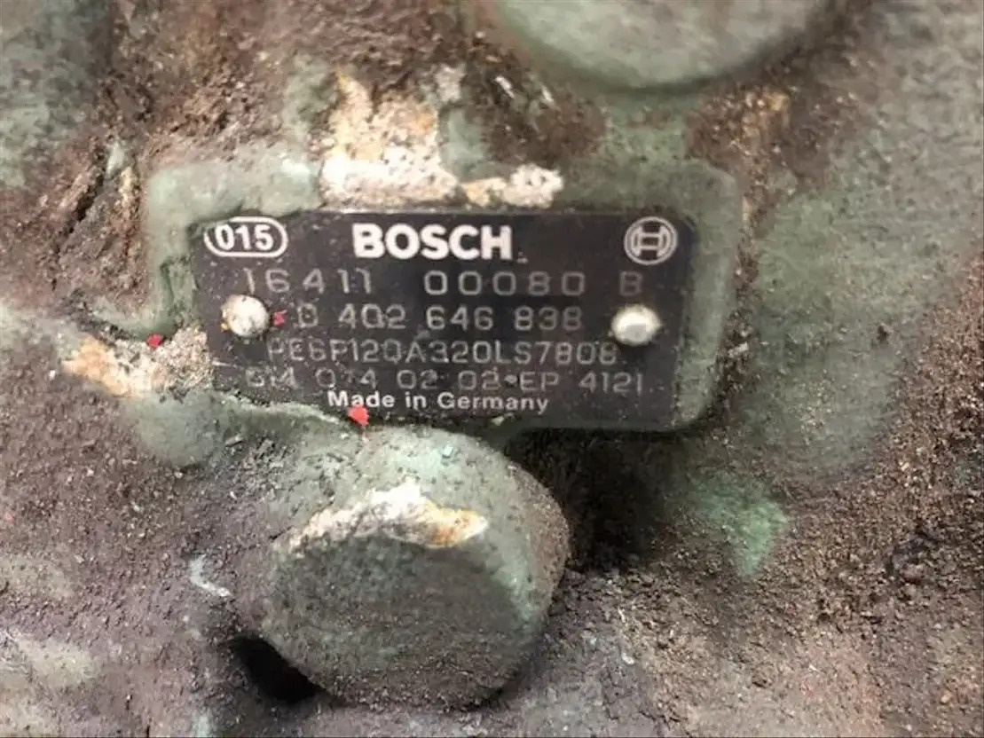 Mercedes-Benz Brandstofpomp OM441LA mechanisch - Kütusesüsteem - Veoauto: pilt 2 Mercedes-Benz Brandstofpomp OM441LA mechanisch - Kütusesüsteem - Veoauto: pilt 2