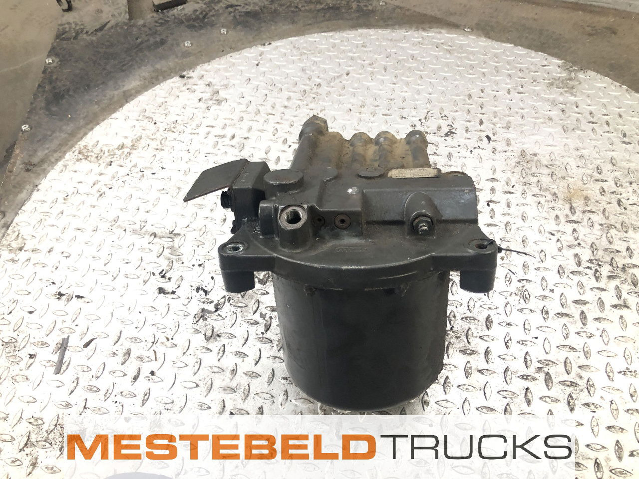 Mercedes-Benz Econic 2628 EHS Ventiel - Juhtimine - Veoauto: pilt 2 Mercedes-Benz Econic 2628 EHS Ventiel - Juhtimine - Veoauto: pilt 2