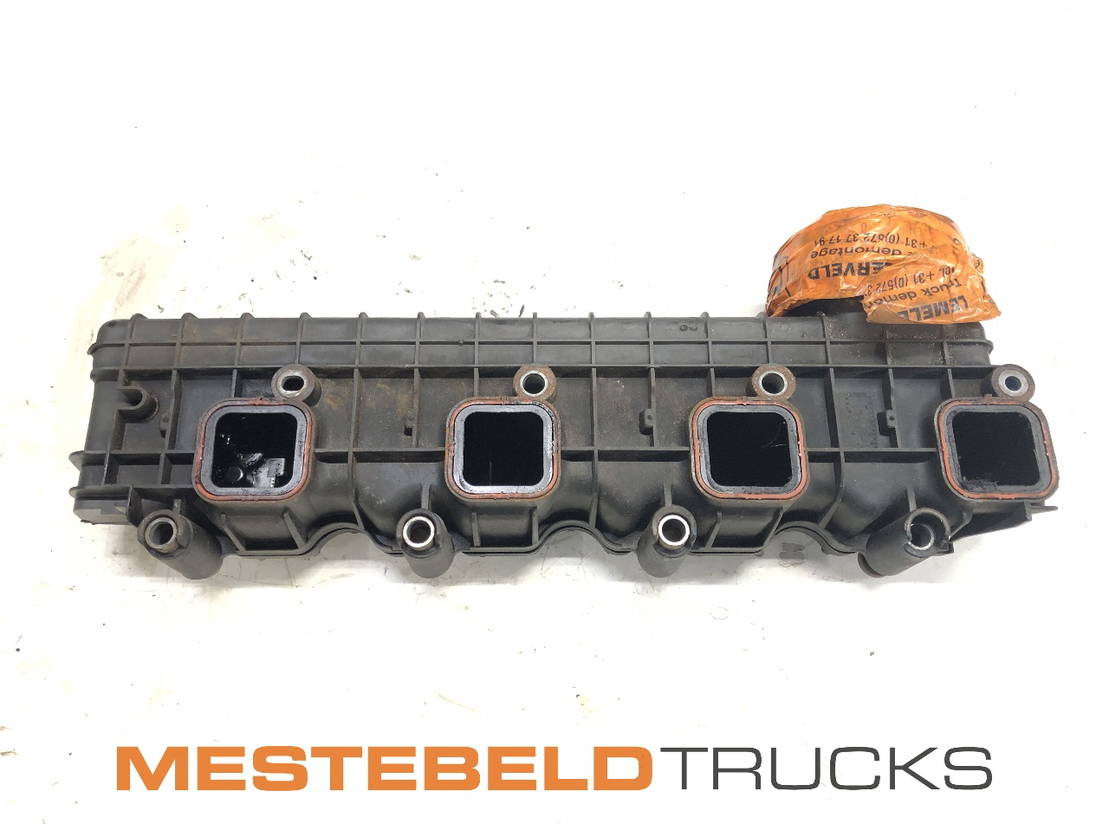Mercedes-Benz Inlaatspruitstuk OM 904 LA - Mootor ja varuosad - Veoauto: pilt 1 Mercedes-Benz Inlaatspruitstuk OM 904 LA - Mootor ja varuosad - Veoauto: pilt 1