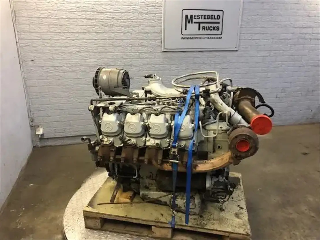 Mercedes-Benz Motor OM 402 LA - Mootor - Veoauto: pilt 1 Mercedes-Benz Motor OM 402 LA - Mootor - Veoauto: pilt 1