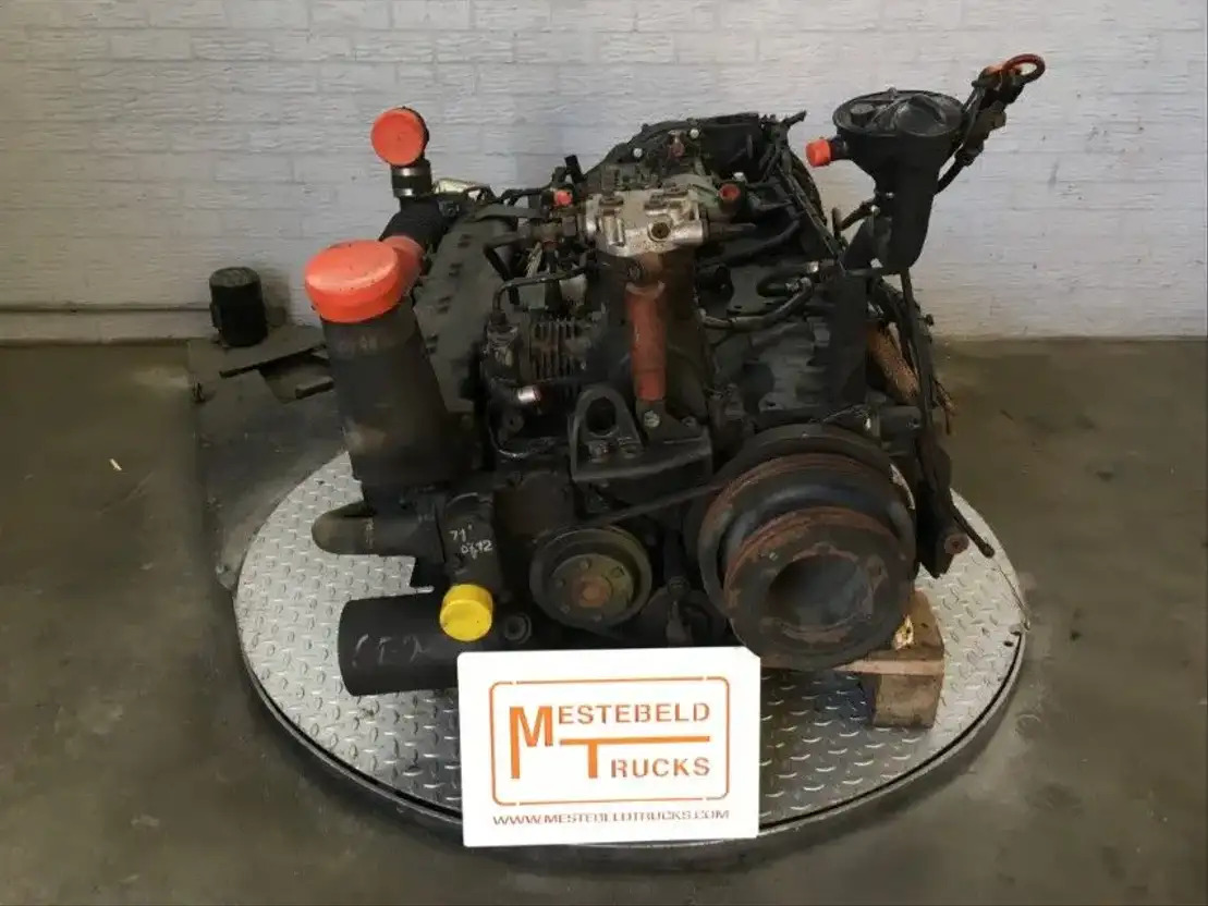 Mercedes-Benz Motor OM 447 HLA III/4 - Mootor - Veoauto: pilt 2 Mercedes-Benz Motor OM 447 HLA III/4 - Mootor - Veoauto: pilt 2
