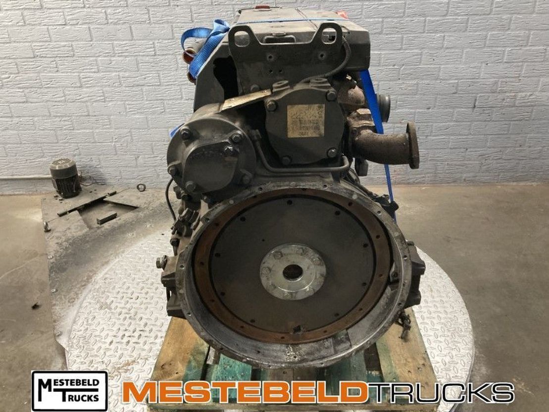Mercedes-Benz Motor OM 906 LA II/2 - Mootor - Veoauto: pilt 4 Mercedes-Benz Motor OM 906 LA II/2 - Mootor - Veoauto: pilt 4