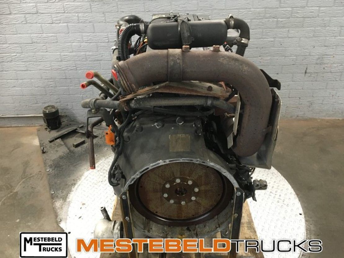 Mercedes-Benz Motor OM 906 LAG - Mootor - Veoauto: pilt 3 Mercedes-Benz Motor OM 906 LAG - Mootor - Veoauto: pilt 3