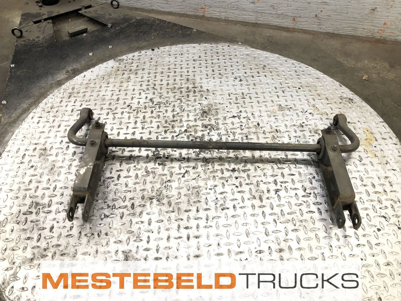 Mercedes-Benz Stabilisator achteras Atego - Tagatelg - Veoauto: pilt 1 Mercedes-Benz Stabilisator achteras Atego - Tagatelg - Veoauto: pilt 1