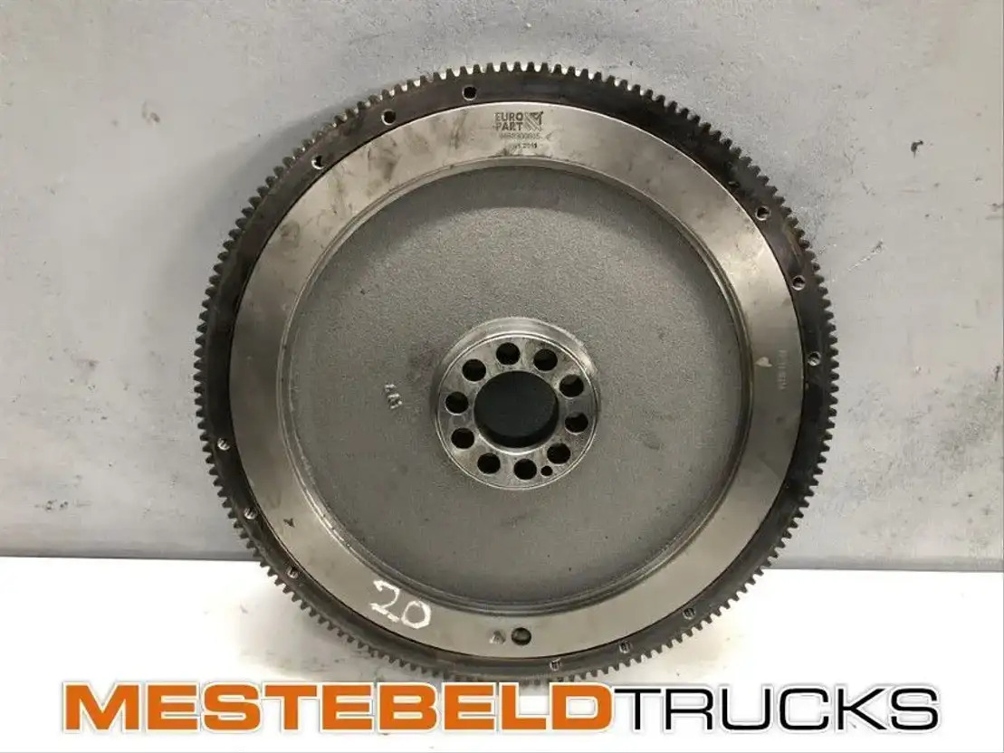 Mercedes-Benz Vliegwiel OM457 - Mootor - Veoauto: pilt 1 Mercedes-Benz Vliegwiel OM457 - Mootor - Veoauto: pilt 1