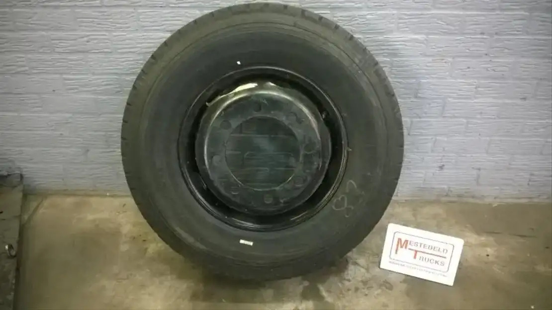 Michelin Band met velg - Rehv - Veoauto: pilt 1 Michelin Band met velg - Rehv - Veoauto: pilt 1