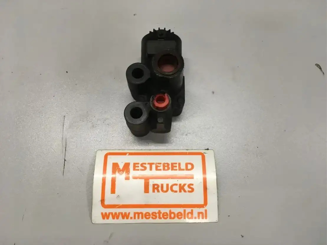 Renault D rukregelklep - Piduriosad - Veoauto: pilt 1 Renault D rukregelklep - Piduriosad - Veoauto: pilt 1