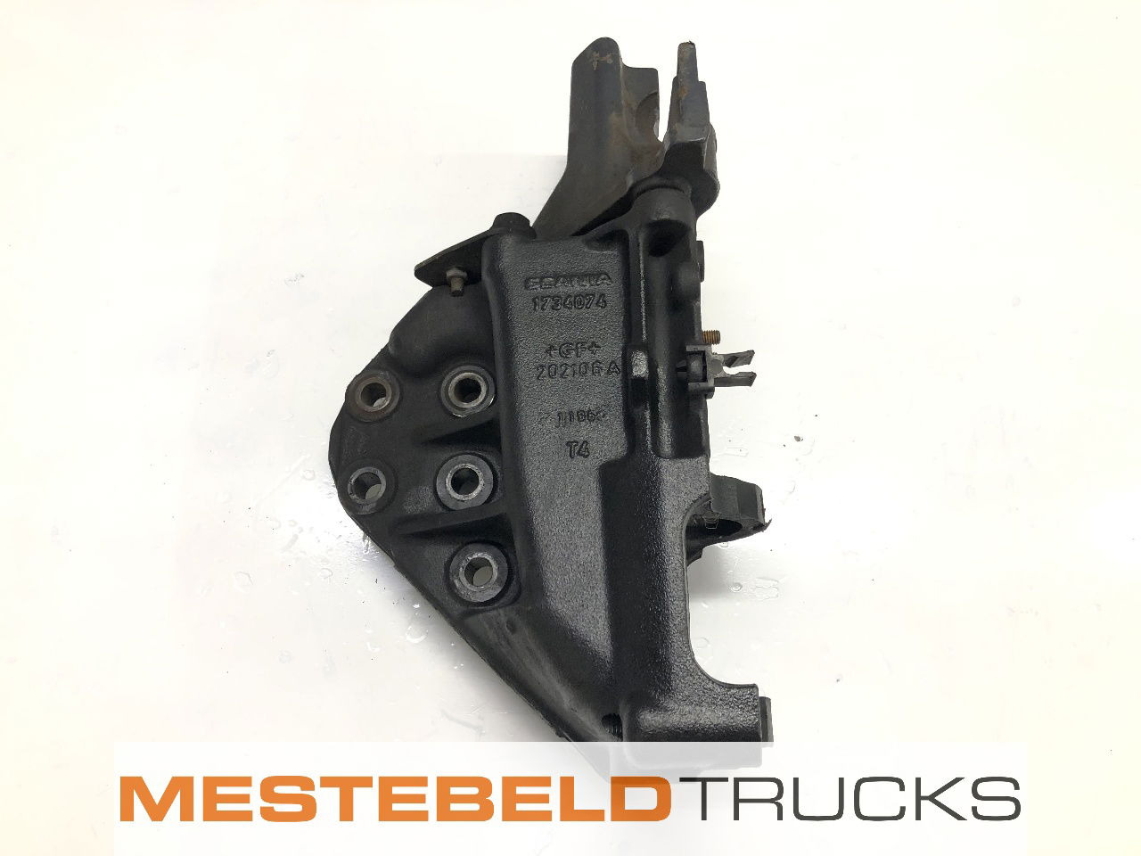 Scania Bumpersteun rechts - Raam/ Konstruktsioon - Veoauto: pilt 1 Scania Bumpersteun rechts - Raam/ Konstruktsioon - Veoauto: pilt 1