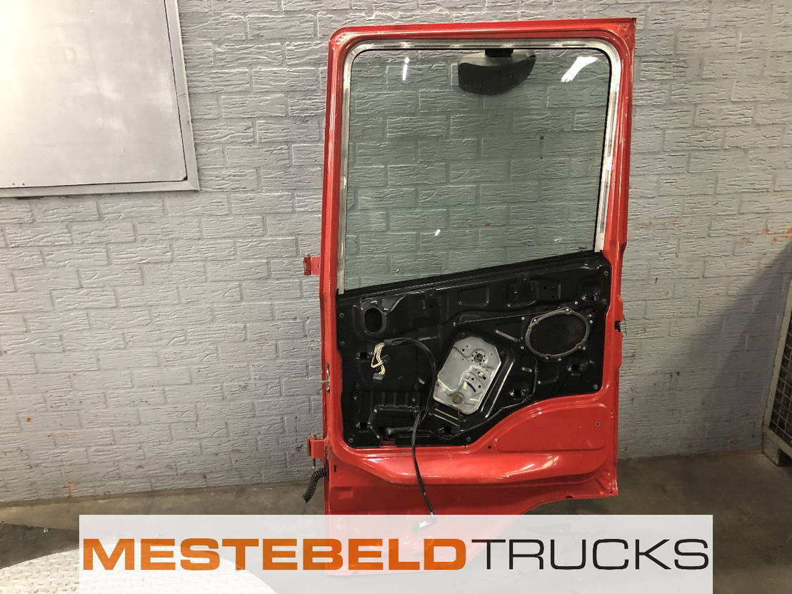 Scania Deur rechts - Kabiin ja interjöör - Veoauto: pilt 2 Scania Deur rechts - Kabiin ja interjöör - Veoauto: pilt 2