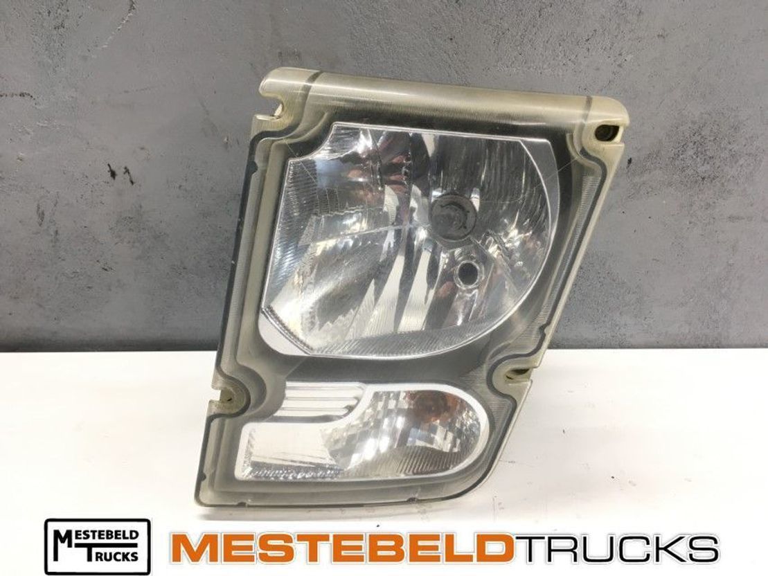 Volvo Koplamp links - Esituled - Veoauto: pilt 1 Volvo Koplamp links - Esituled - Veoauto: pilt 1