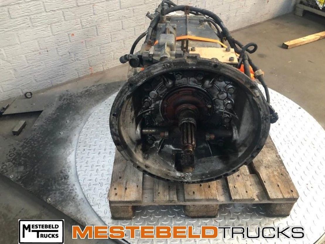 Volvo Versnellingsbak SR1700 - Käigukast - Veoauto: pilt 2 Volvo Versnellingsbak SR1700 - Käigukast - Veoauto: pilt 2