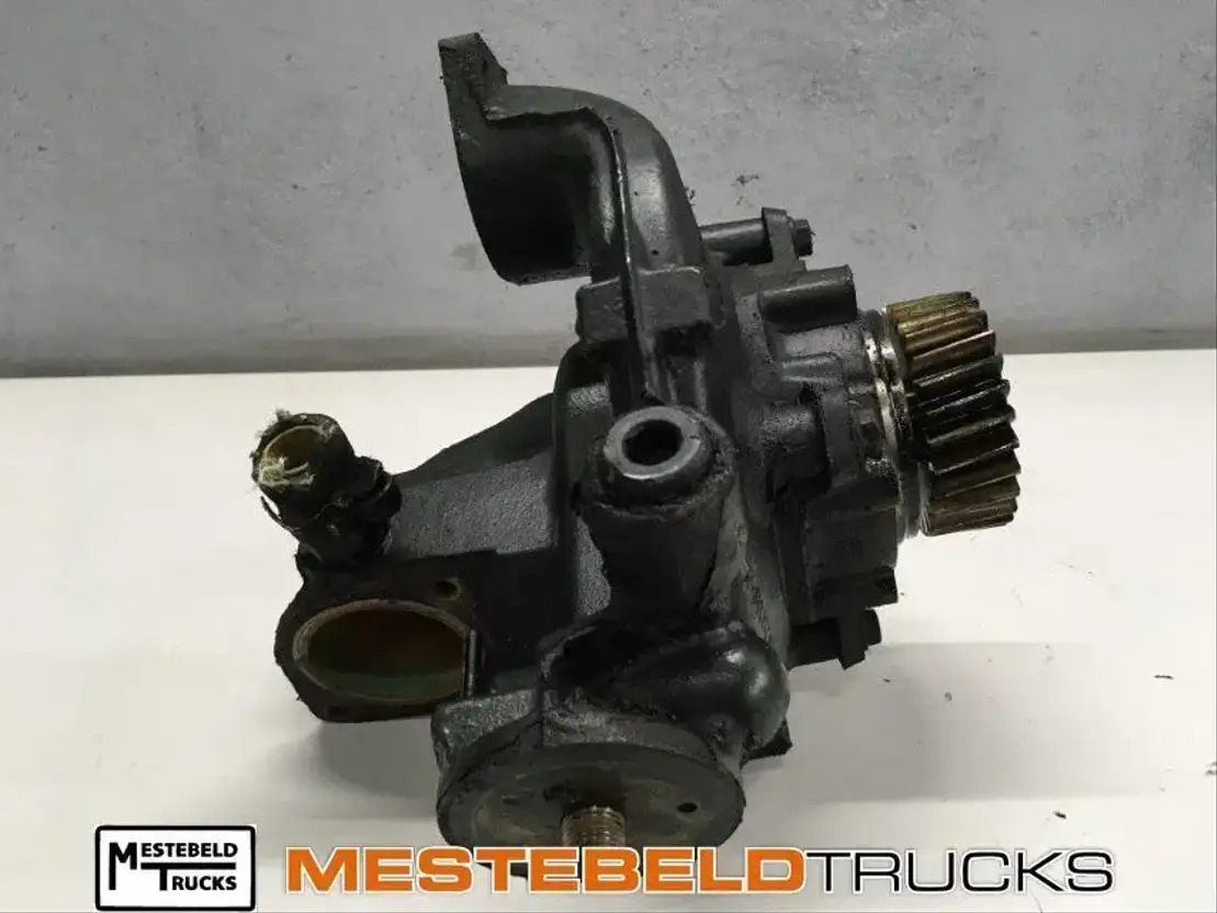 Volvo Waterpomp D12D - Jahutussüsteem - Veoauto: pilt 1 Volvo Waterpomp D12D - Jahutussüsteem - Veoauto: pilt 1