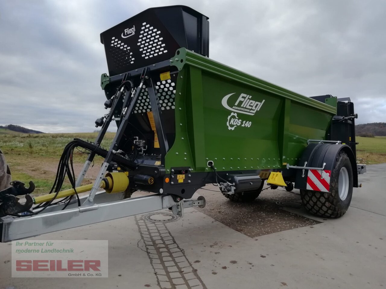 Fliegl KDS 120 JUNIOR XL 12m³ - Sõnnikulaotur: pilt 1 Fliegl KDS 120 JUNIOR XL 12m³ - Sõnnikulaotur: pilt 1