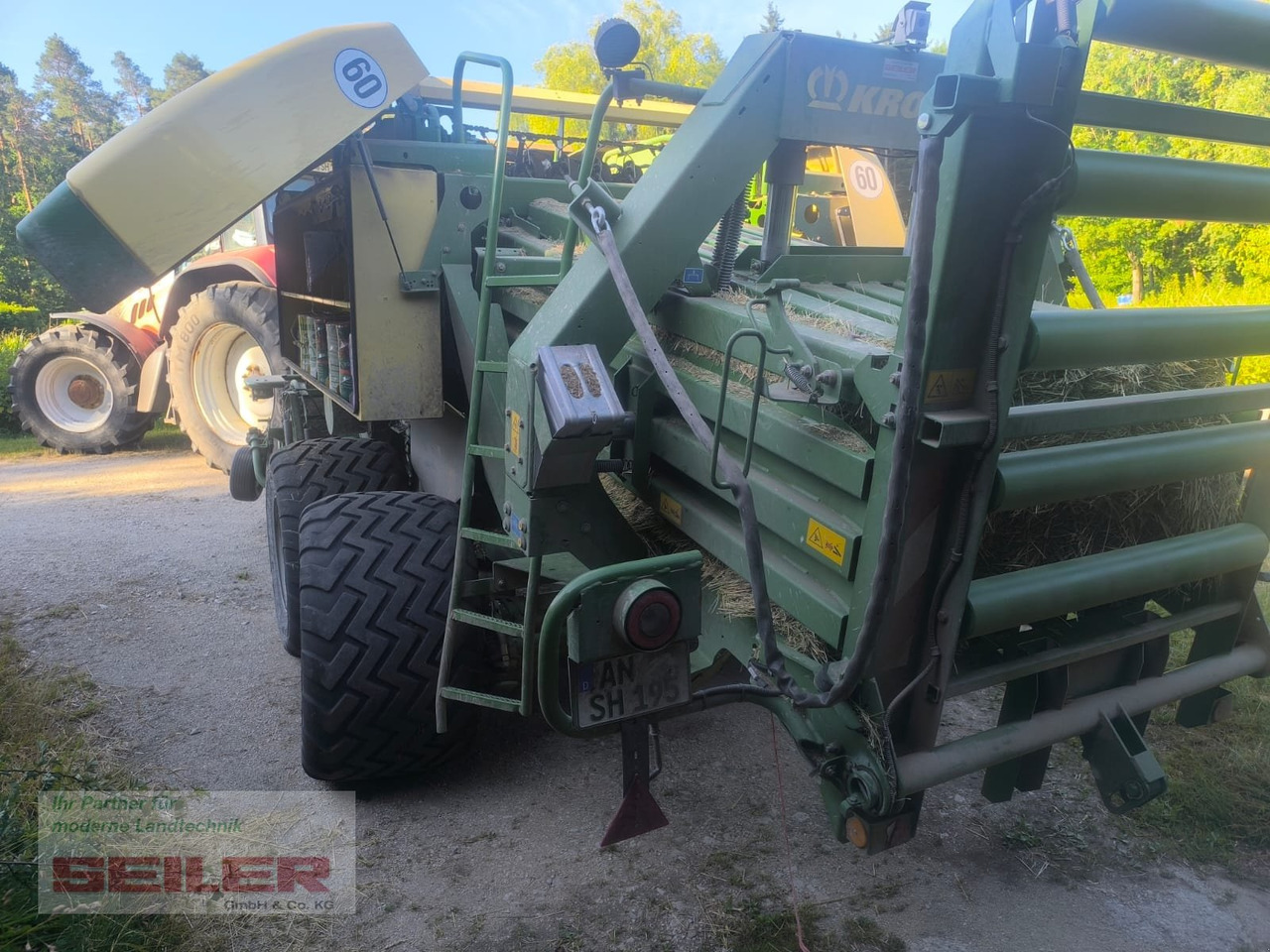 Krone Big Pack 1270 XC - Heinapress, kandiline: pilt 3 Krone Big Pack 1270 XC - Heinapress, kandiline: pilt 3