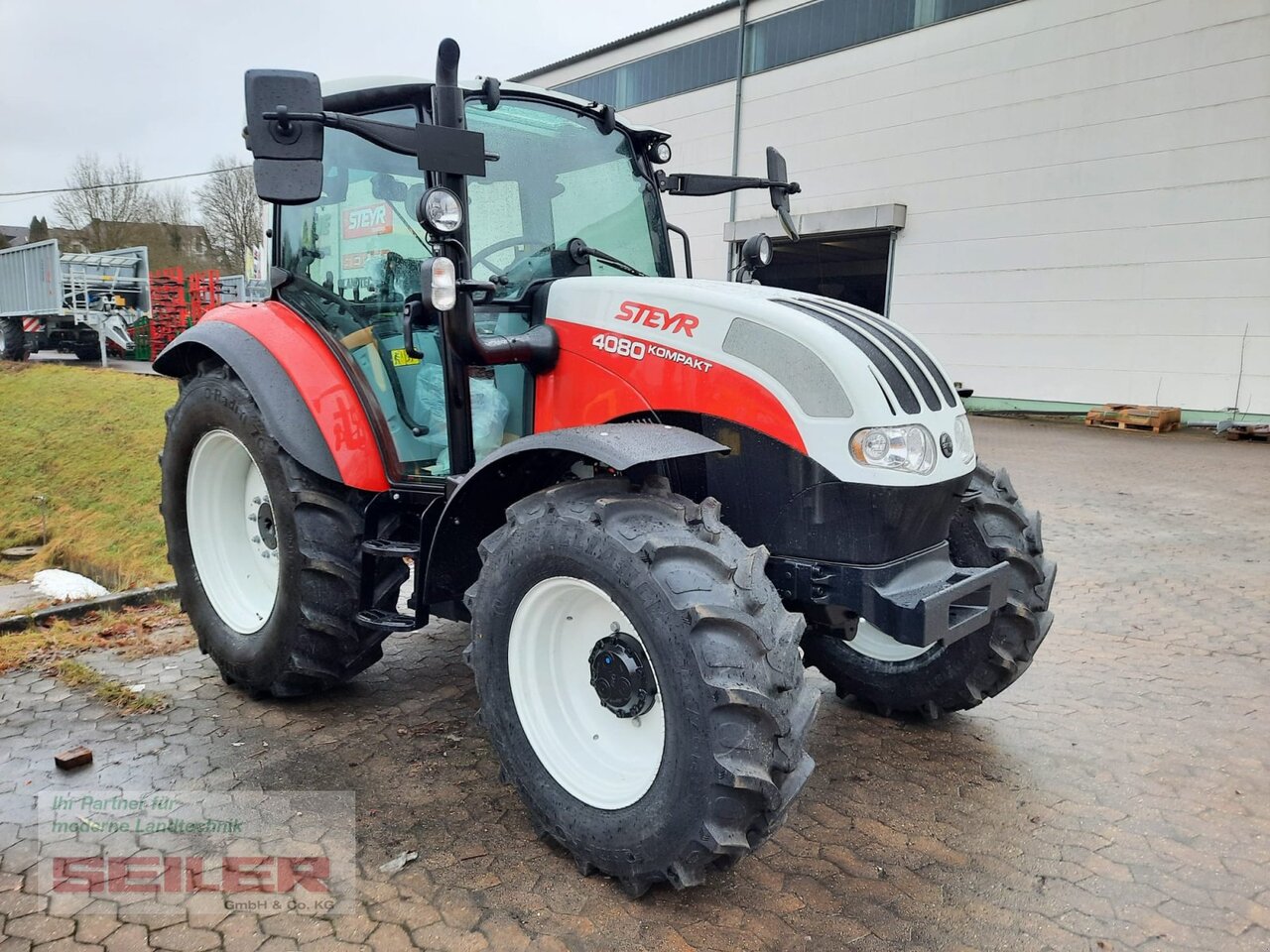 Steyr Kompakt 4080 HILO - Traktor: pilt 1 Steyr Kompakt 4080 HILO - Traktor: pilt 1