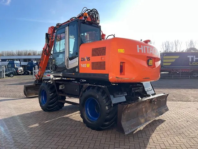 Hitachi ZX 140W-3 - Ratastel ekskavaator: pilt 3 Hitachi ZX 140W-3 - Ratastel ekskavaator: pilt 3