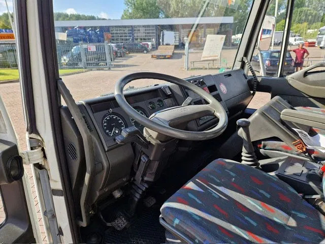 Kasti veoauto Iveco Eurocargo 75E15 6 Cilinder Engine 4x2 Full Springs Euro 2 engine: pilt 11