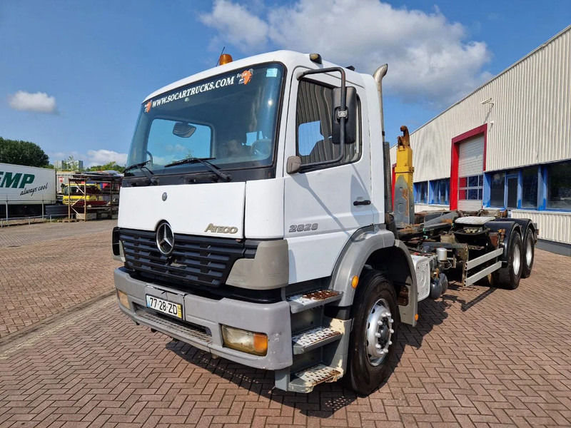 Mercedes-Benz Atego 2628 6x4 Euro 3 Manual Gear full steel suspension - Konkstõstukiga veoauto: pilt 2 Mercedes-Benz Atego 2628 6x4 Euro 3 Manual Gear full steel suspension - Konkstõstukiga veoauto: pilt 2