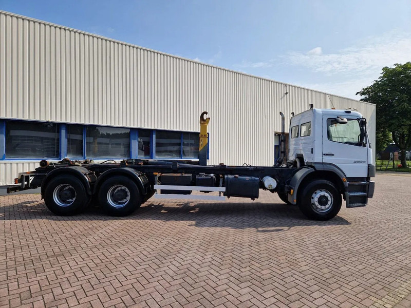 Mercedes-Benz Atego 2628 6x4 Euro 3 Manual Gear full steel suspension - Konkstõstukiga veoauto: pilt 4 Mercedes-Benz Atego 2628 6x4 Euro 3 Manual Gear full steel suspension - Konkstõstukiga veoauto: pilt 4