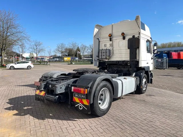 MAN 19.463 6 Cilinder Manual pomp - Sadulveok: pilt 3 MAN 19.463 6 Cilinder Manual pomp - Sadulveok: pilt 3