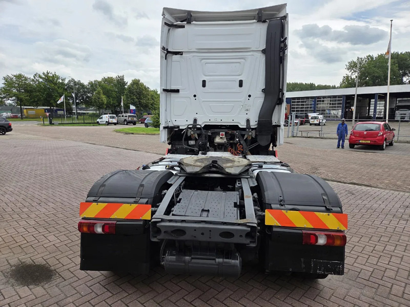 Mercedes-Benz Actros 1845 Retarder, 2 tanks, Automatic, 2 beds - Sadulveok: pilt 4 Mercedes-Benz Actros 1845 Retarder, 2 tanks, Automatic, 2 beds - Sadulveok: pilt 4
