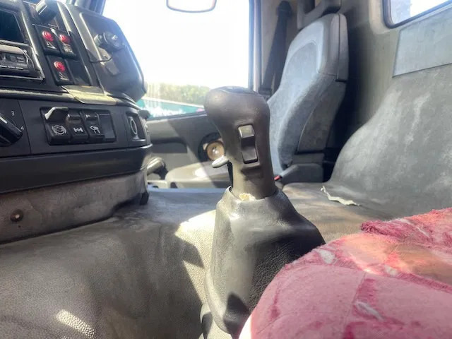 Sadulveok Volvo FM 12.420 Full Steel: pilt 10