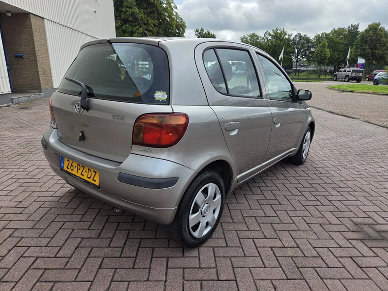 Toyota Yaris 1.3 VVT-i Idols 5drs - Luukpära: pilt 3 Toyota Yaris 1.3 VVT-i Idols 5drs - Luukpära: pilt 3