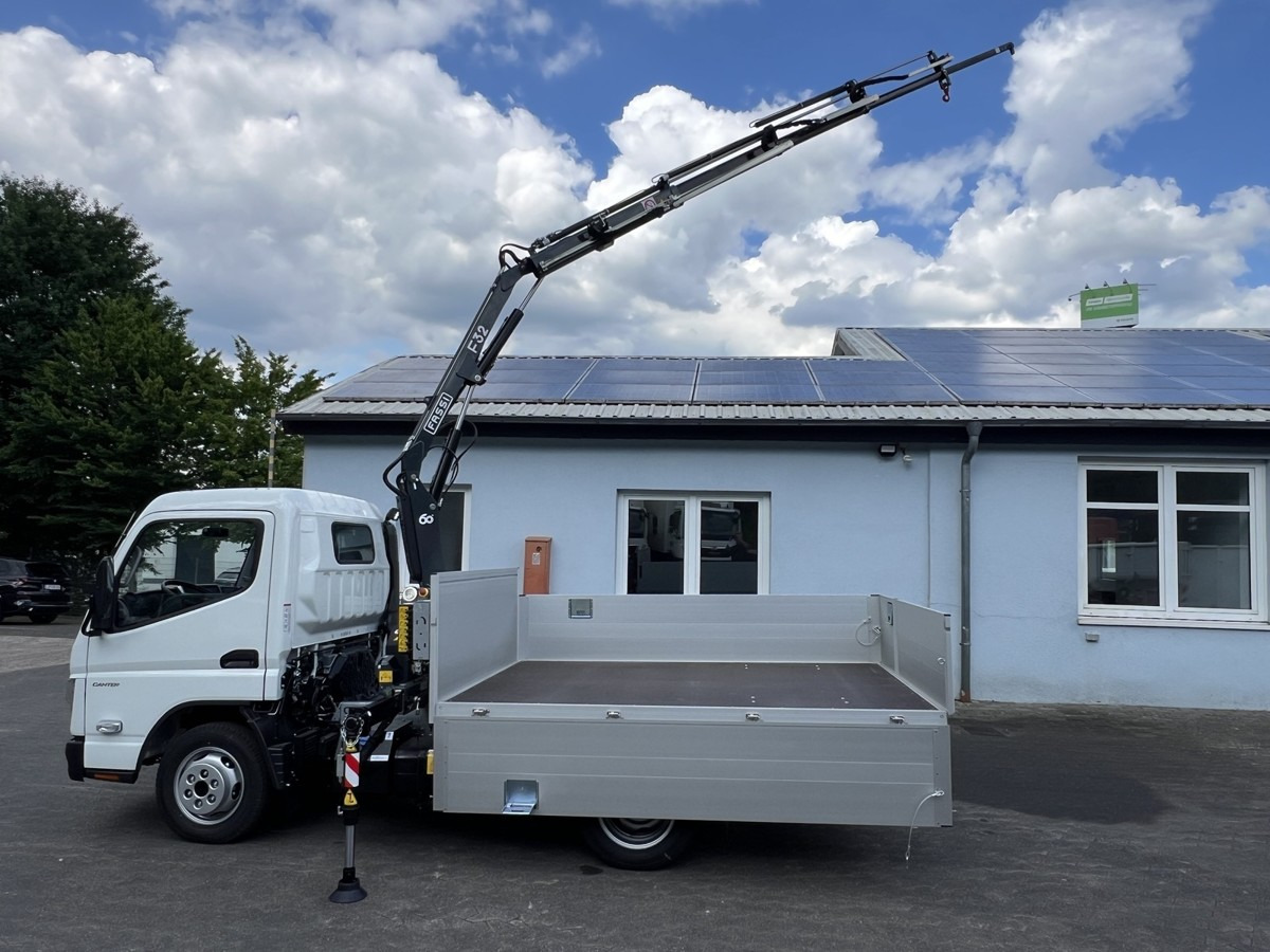 FUSO 3S15 Alu Pritsche 2.80m Ladekran Bohrgerät liising FUSO 3S15 Alu Pritsche 2.80m Ladekran Bohrgerät: pilt 7