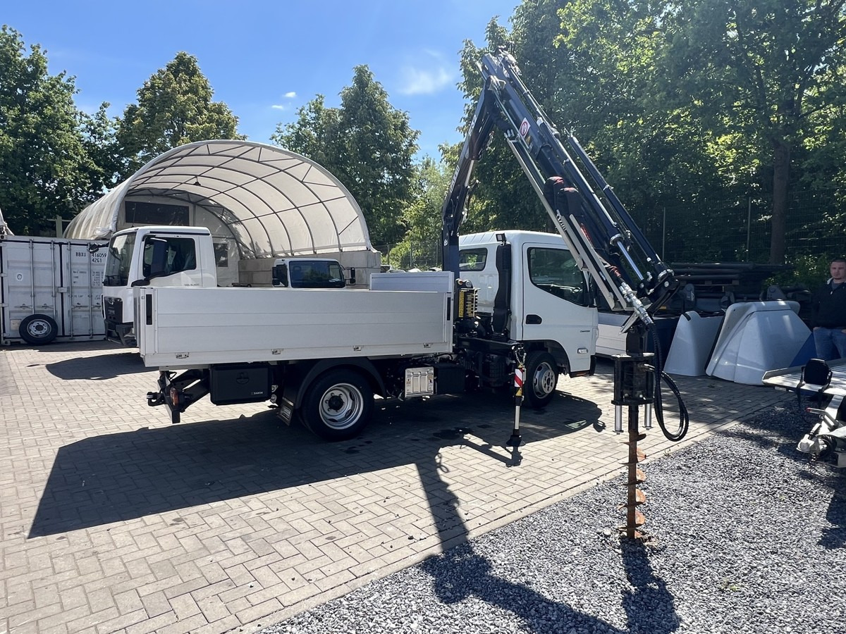 FUSO 3S15 Alu Pritsche 2.80m Ladekran Bohrgerät - Madelauto: pilt 2 FUSO 3S15 Alu Pritsche 2.80m Ladekran Bohrgerät - Madelauto: pilt 2