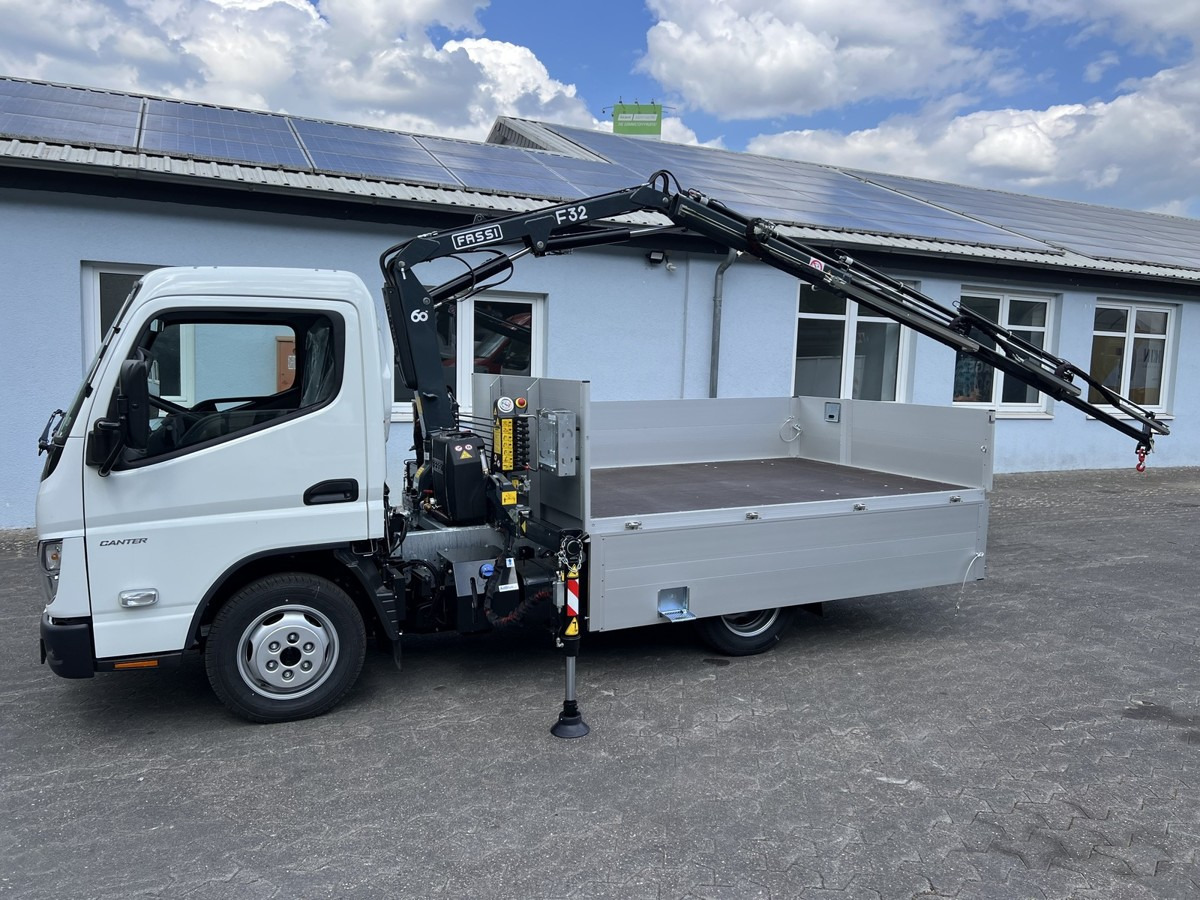 FUSO 3S15 Alu Pritsche 2.80m Ladekran Bohrgerät liising FUSO 3S15 Alu Pritsche 2.80m Ladekran Bohrgerät: pilt 8