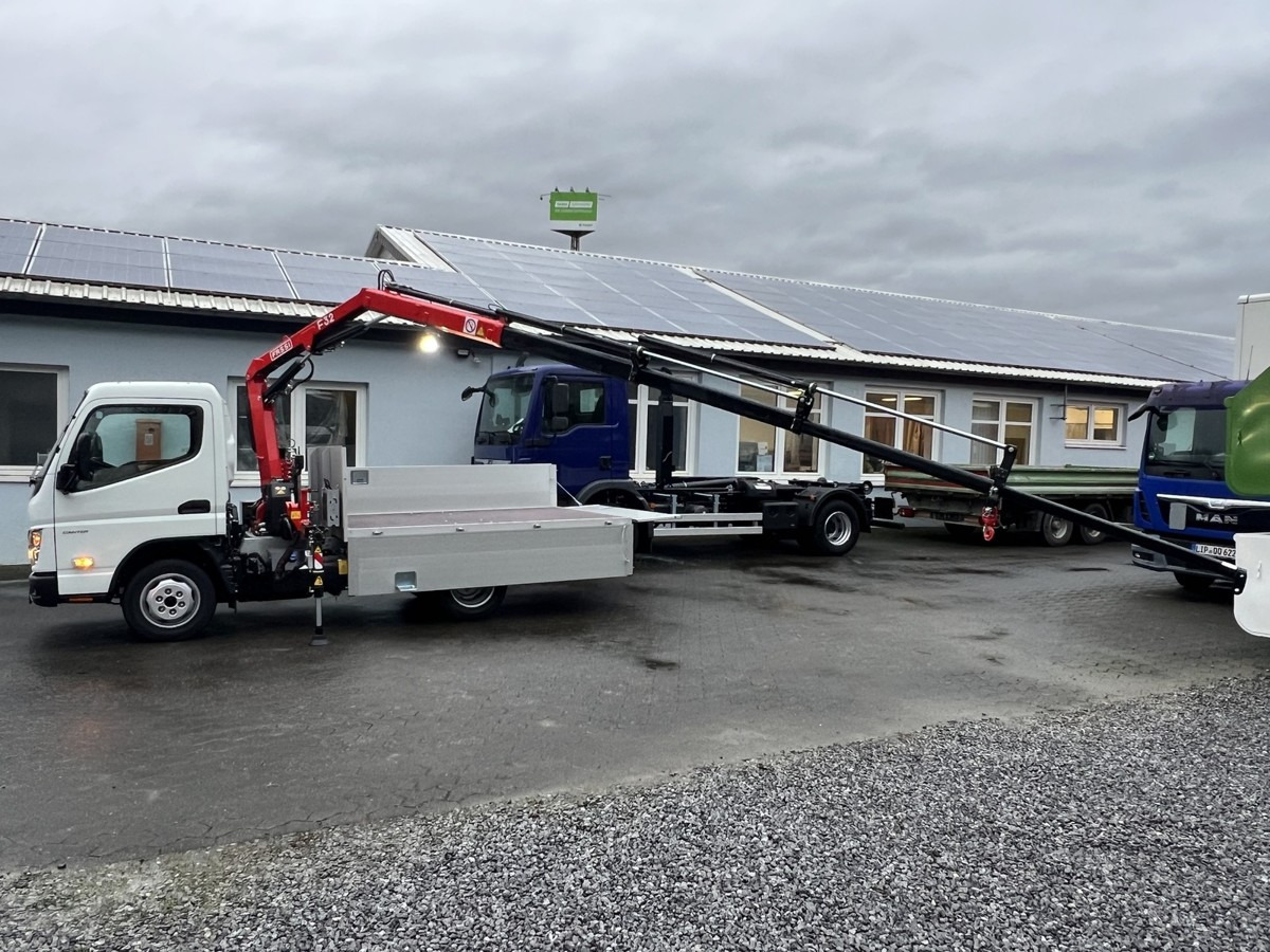 FUSO 3S15 Alu Pritsche 2.80m Ladekran Funk! sofort ve - Kraanaga veoauto, Madelauto: pilt 5 FUSO 3S15 Alu Pritsche 2.80m Ladekran Funk! sofort ve - Kraanaga veoauto, Madelauto: pilt 5