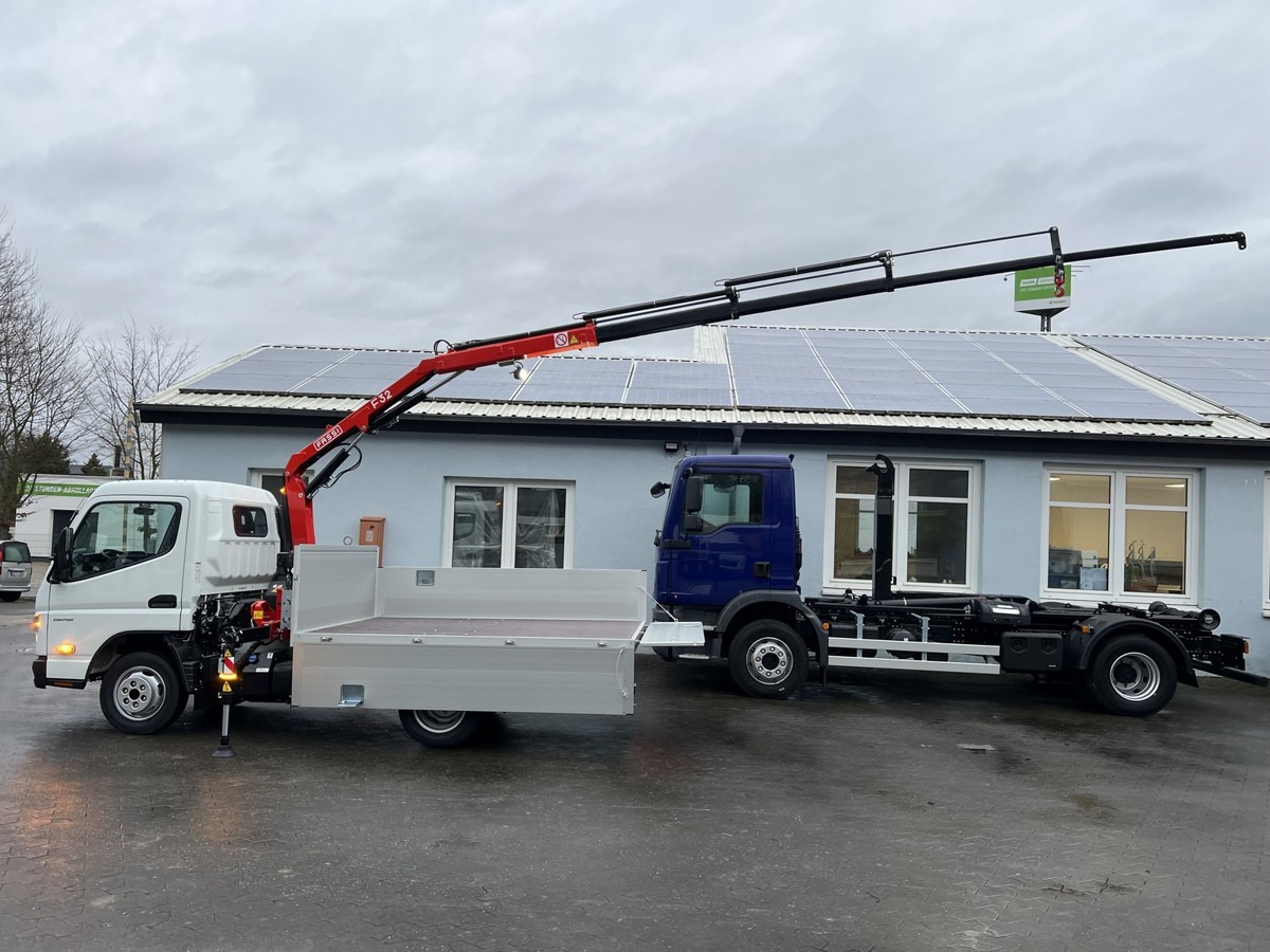 FUSO 3S15 Alu Pritsche 2.80m Ladekran Funk! sofort ve - Kraanaga veoauto, Madelauto: pilt 3 FUSO 3S15 Alu Pritsche 2.80m Ladekran Funk! sofort ve - Kraanaga veoauto, Madelauto: pilt 3