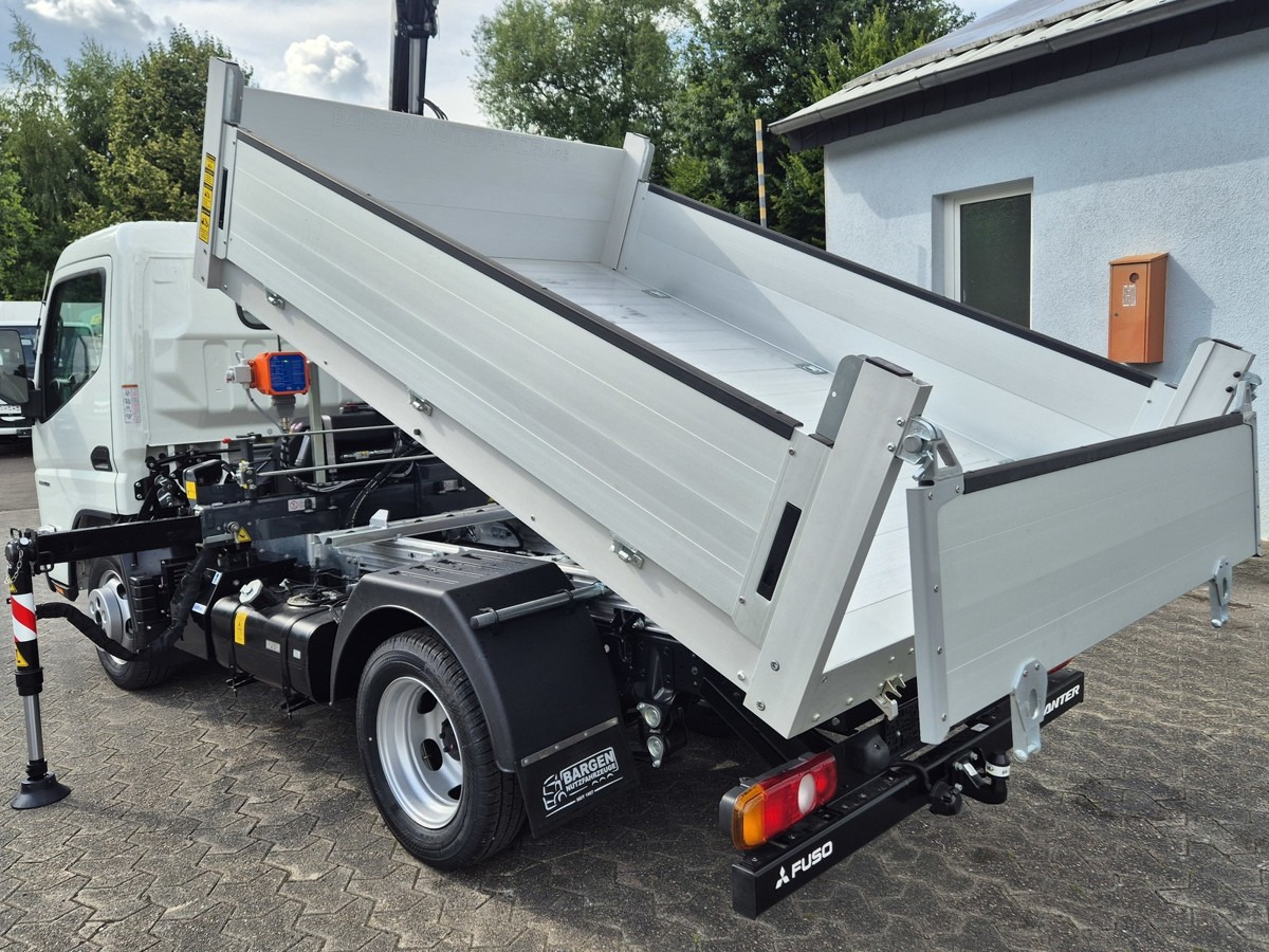 FUSO 3S15 Kipper mit Ladekran Funk 3x hydr. Kran - Tarbesõiduk kallur: pilt 5 FUSO 3S15 Kipper mit Ladekran Funk 3x hydr. Kran - Tarbesõiduk kallur: pilt 5
