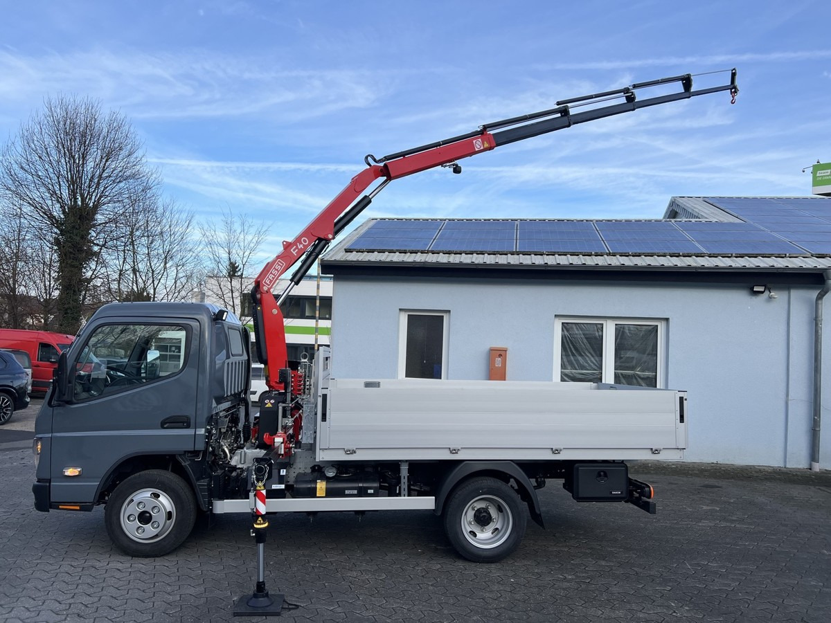 FUSO 6S15 Pritsche 3.0m Kran 4xhydr. Funk! - Madelauto: pilt 1 FUSO 6S15 Pritsche 3.0m Kran 4xhydr. Funk! - Madelauto: pilt 1