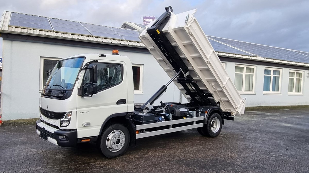 FUSO FUSO 9C18 Duonic City Abrollkipper AHK - Konkstõstukiga veoauto: pilt 1 FUSO FUSO 9C18 Duonic City Abrollkipper AHK - Konkstõstukiga veoauto: pilt 1