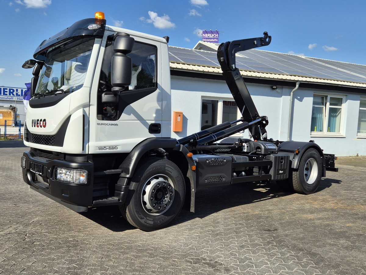 IVECO Euro Cargo 180E32 4x2 Abrollkipper Knick / Tele - Konkstõstukiga veoauto: pilt 1 IVECO Euro Cargo 180E32 4x2 Abrollkipper Knick / Tele - Konkstõstukiga veoauto: pilt 1
