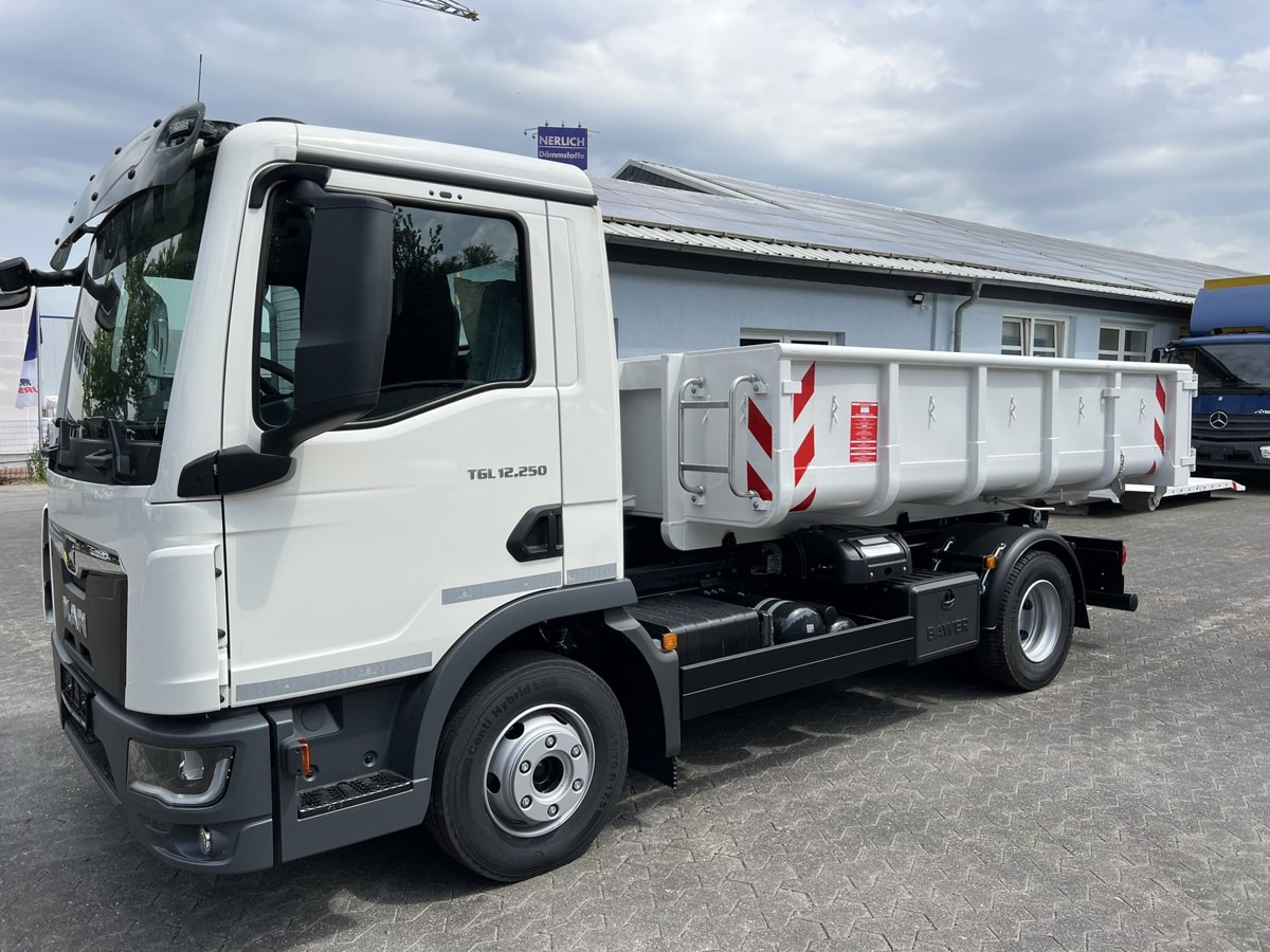 MAN TGL 12.250 BL NEU City Abrollkipper PowerMatic s - Konkstõstukiga veoauto: pilt 3 MAN TGL 12.250 BL NEU City Abrollkipper PowerMatic s - Konkstõstukiga veoauto: pilt 3