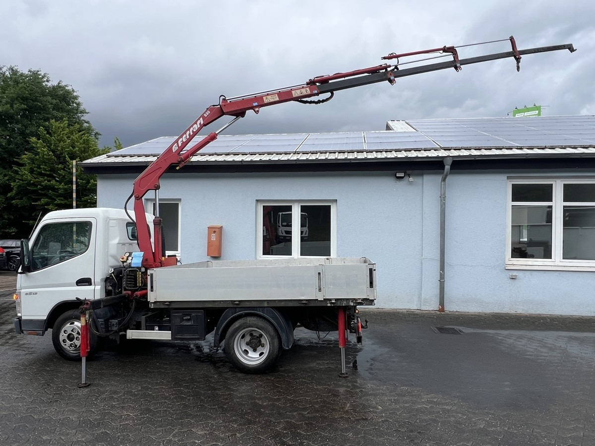 MITSUBISHI Canter 5S13 m. Ladekran Ferrari 530 3xhydr1xmech - Madelauto: pilt 1 MITSUBISHI Canter 5S13 m. Ladekran Ferrari 530 3xhydr1xmech - Madelauto: pilt 1