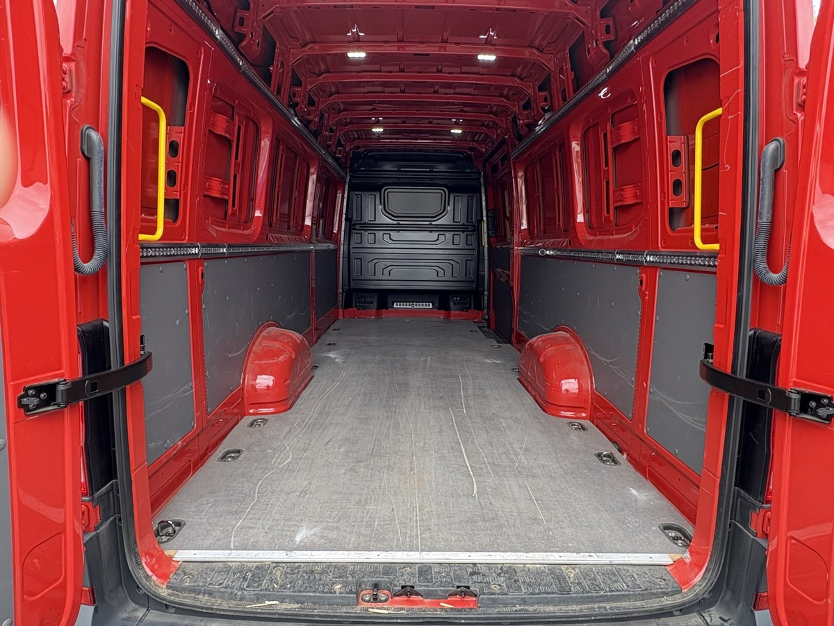 VW Crafter 35 Maxi L5H3 Extralang Kamera sofort ve - Kaubik: pilt 5 VW Crafter 35 Maxi L5H3 Extralang Kamera sofort ve - Kaubik: pilt 5